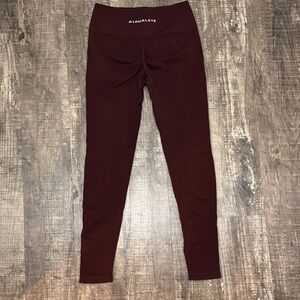 Alphalete Women’s Burgundy Leggings Size Medium